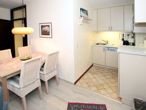 23966896-Ferienwohnung-2-Wyk auf Föhr-300x225-5