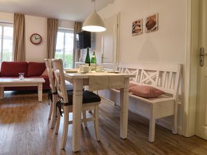 23984070-Ferienwohnung-4-Wyk auf Föhr-300x225-3