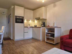 23984070-Ferienwohnung-4-Wyk auf Föhr-300x225-4