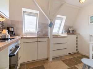 23984085-Ferienwohnung-3-Wyk auf Föhr-300x225-4