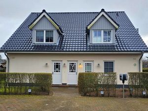 23023045-Ferienwohnung-4-Wyk auf Föhr-300x225-1