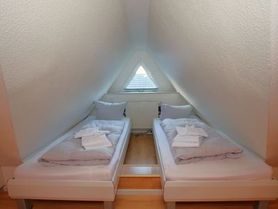 Schlafzimmer mit 2 Einzelbetten