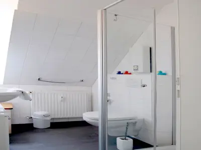 modernes Bad