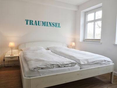 Dieses Schlafzimmer befindet sich im 1. OG.