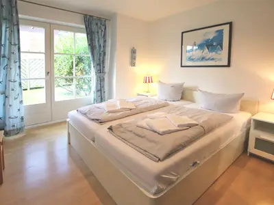 gemütliches Doppelbett
