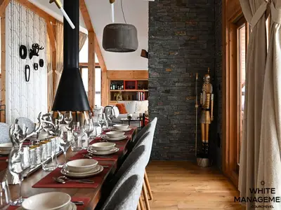 DiningRoom