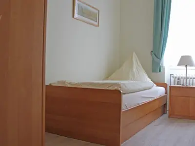 Schlafzimmer mit Einzelbett