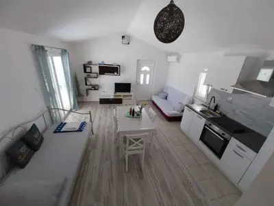 Ferienwohnung für 4 Personen (45 m²) in Žaborić 4/10