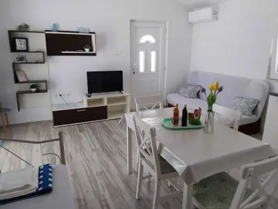 Ferienwohnung für 4 Personen (45 m²) in Žaborić 9/10