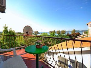 23958248-Ferienwohnung-5-Zadar-300x225-3