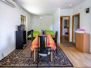 23337193-Ferienwohnung-4-Zadar-300x225-5