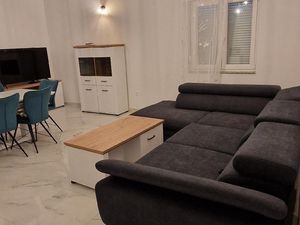 23995004-Ferienwohnung-5-Zadar-300x225-3