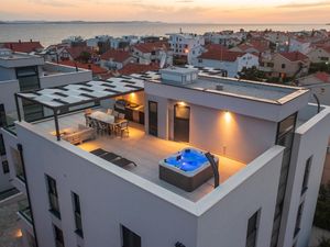 23972829-Ferienwohnung-4-Zadar-300x225-1