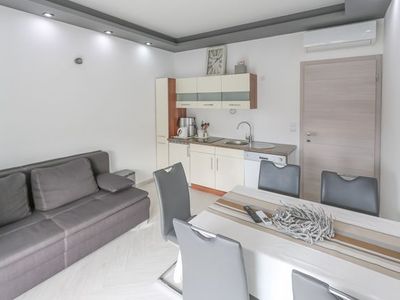 Ferienwohnung für 5 Personen (62 m²) in Zadar 1/10