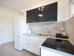 23578947-Ferienwohnung-4-Zadar-300x225-2