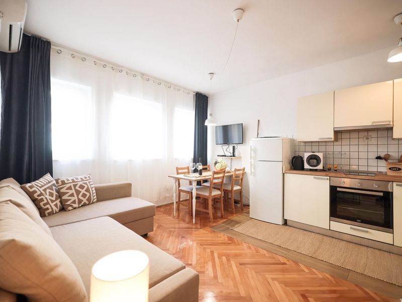 23568436-Ferienwohnung-2-Zadar-800x600-0