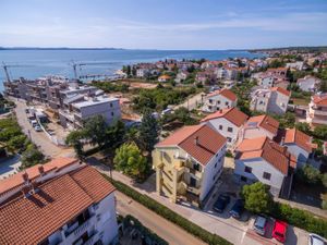 23940404-Ferienwohnung-2-Zadar-300x225-5