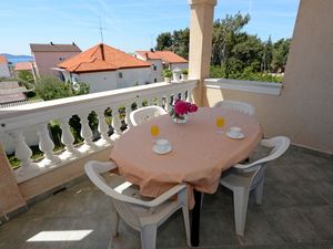 23940456-Ferienwohnung-5-Zadar-300x225-0