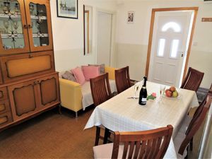 23945119-Ferienwohnung-6-Zadar-300x225-5