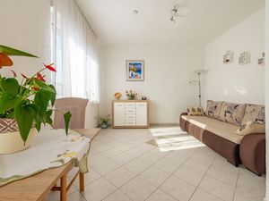 23731385-Ferienwohnung-6-Zadar-300x225-3