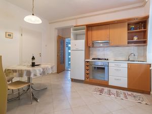 23731649-Ferienwohnung-2-Zadar-300x225-1