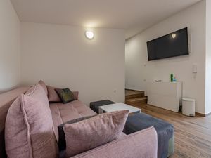 23751752-Ferienwohnung-4-Zadar-300x225-5