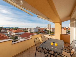 23751762-Ferienwohnung-6-Zadar-300x225-2