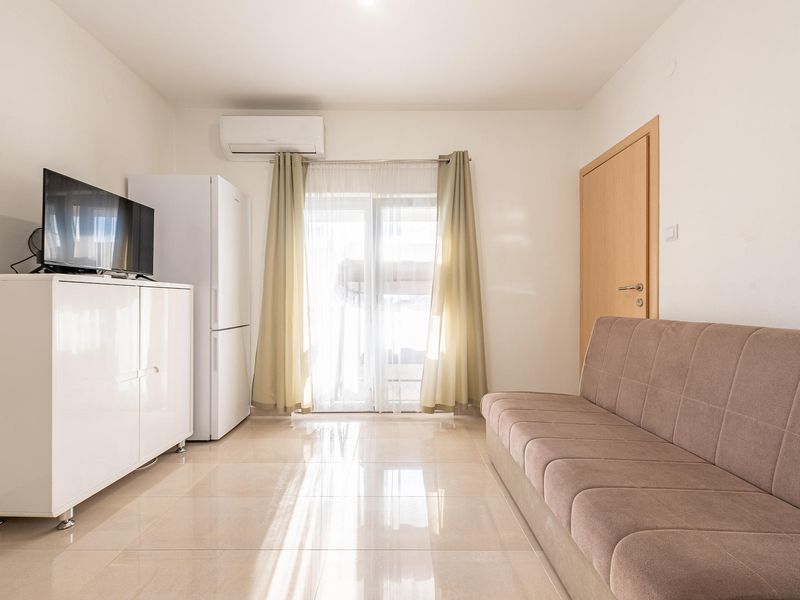 23759703-Ferienwohnung-2-Zadar-800x600-2