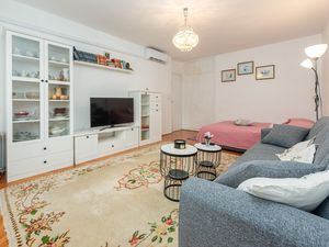 23763724-Ferienwohnung-4-Zadar-300x225-2