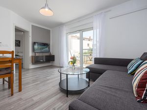 23763968-Ferienwohnung-6-Zadar-300x225-2