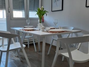 24006973-Ferienwohnung-5-Zadar-300x225-3