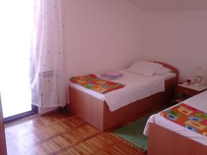 19184215-Ferienwohnung-2-Zadar-300x225-5