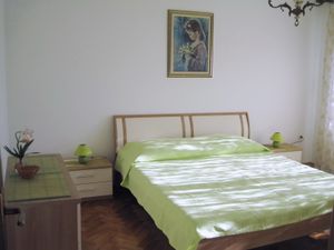 19360135-Ferienwohnung-5-Zadar-300x225-3