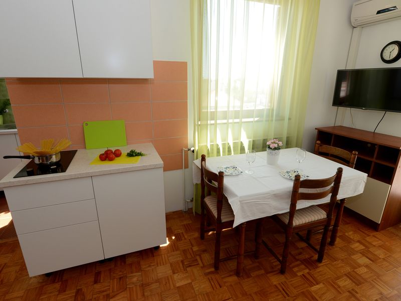 19690791-Ferienwohnung-4-Zadar-800x600-2