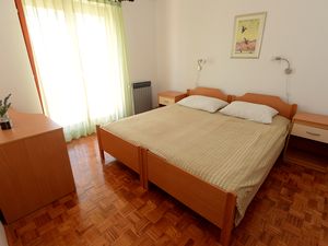 19690791-Ferienwohnung-4-Zadar-300x225-4