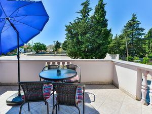 Ferienwohnung für 5 Personen (49 m²) in Zadar