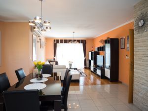 23109795-Ferienwohnung-7-Zadar-300x225-4