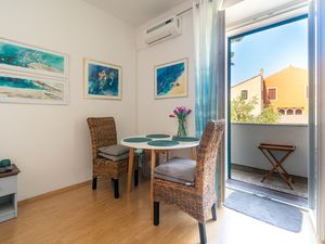 23380977-Ferienwohnung-2-Zadar-300x225-1