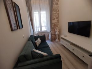 23689856-Ferienwohnung-2-Zadar-300x225-2