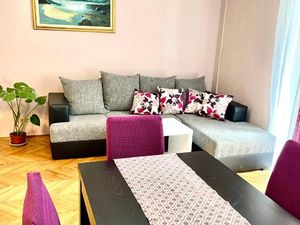 23988302-Ferienwohnung-5-Zadar-300x225-1