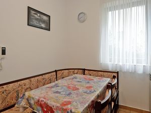 24025074-Ferienwohnung-3-Zadar-300x225-2