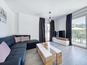 23472124-Ferienwohnung-7-Zadar-300x225-2