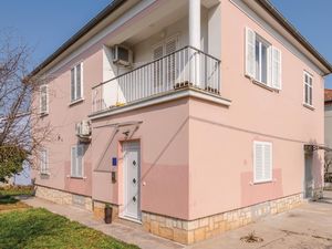 23739965-Ferienwohnung-4-Zadar-300x225-2