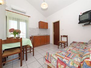 23940402-Ferienwohnung-2-Zadar-300x225-3