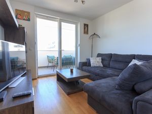 24056191-Ferienwohnung-5-Zadar-300x225-1