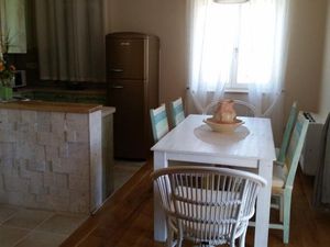 24058371-Ferienwohnung-4-Zadar-300x225-1