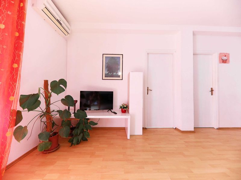 24058689-Ferienwohnung-4-Zadar-800x600-2