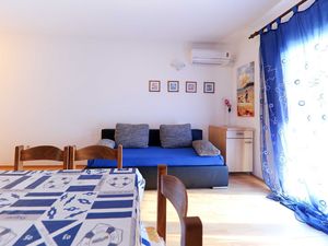 24058784-Ferienwohnung-5-Zadar-300x225-2