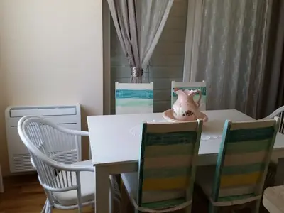 DiningRoom