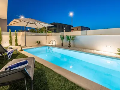 pool